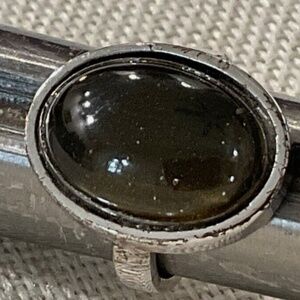 Ladies Sterling Silver Oval Gray Moonstone (?) Ring Size 6